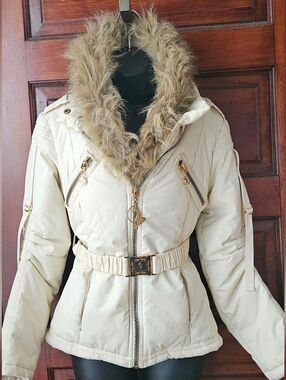M, Y2K, 2000 Baby Phat, Oak White Puffer Jacket with a Faux Fur Collar, Gold Ton